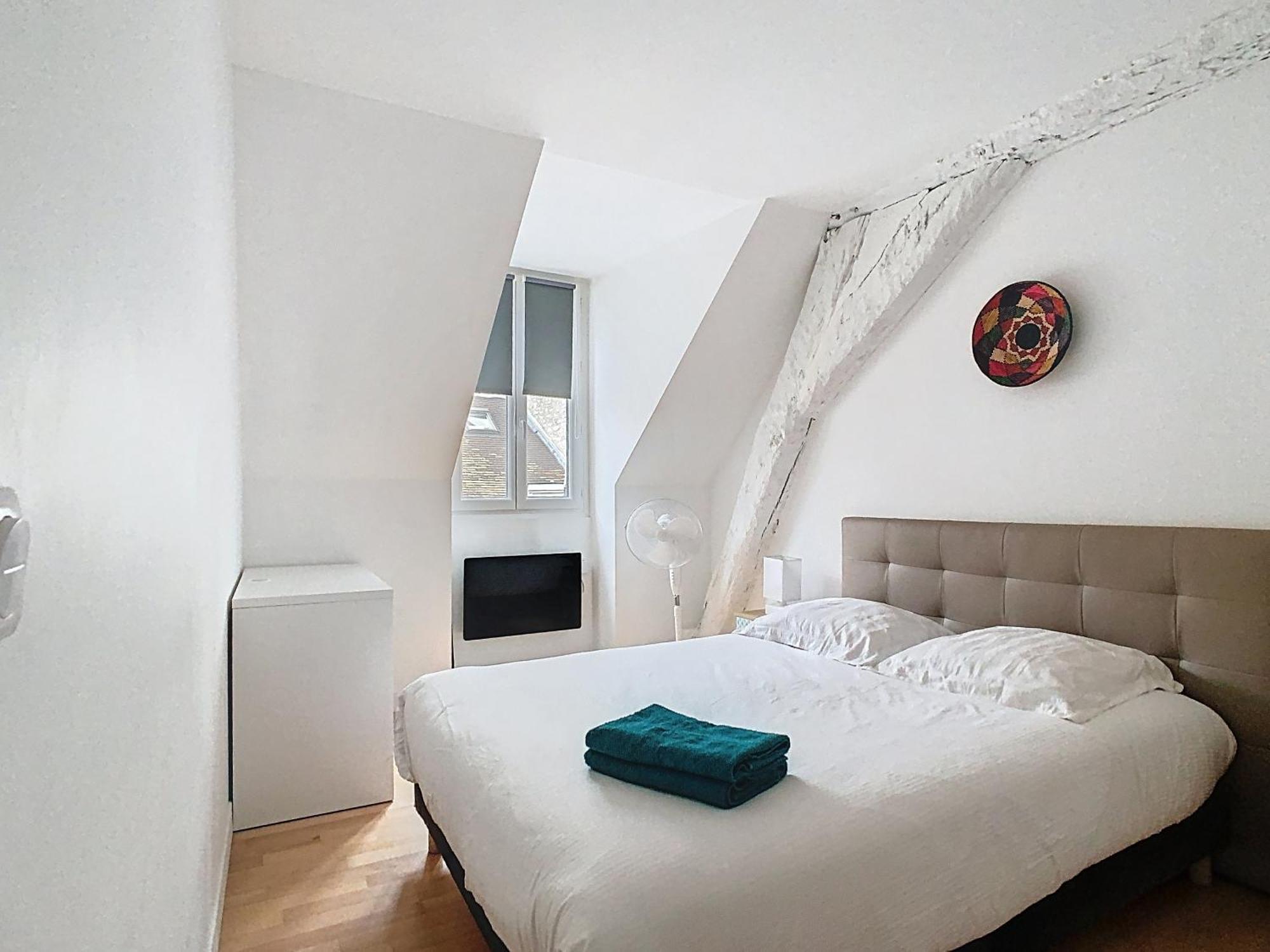Le Briais Apartment Melun Luaran gambar